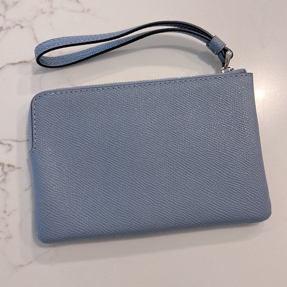 Coach Leather Corner Zip Wristlet Clutch - Picture 3 of 5